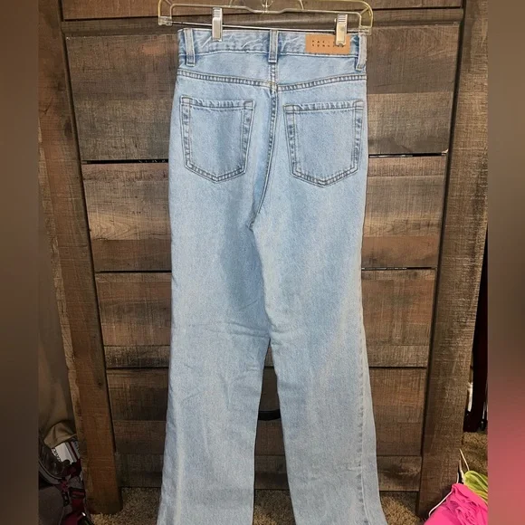Pacsun 90s Boyfriend Jeans - Picture 2 of 4